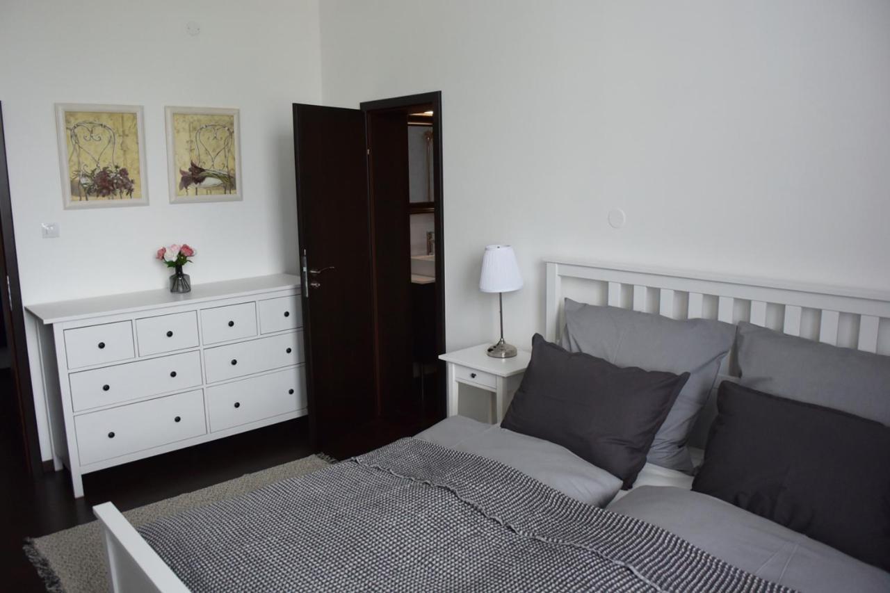 Apartman Dc2 Apartamento Decin Exterior foto